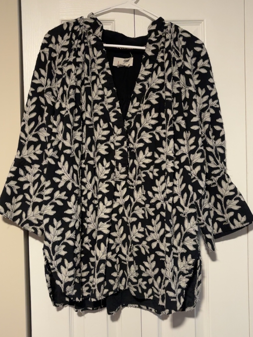 By Anthropologie Popover Boho Blouse with Leaf embroidery size 2X